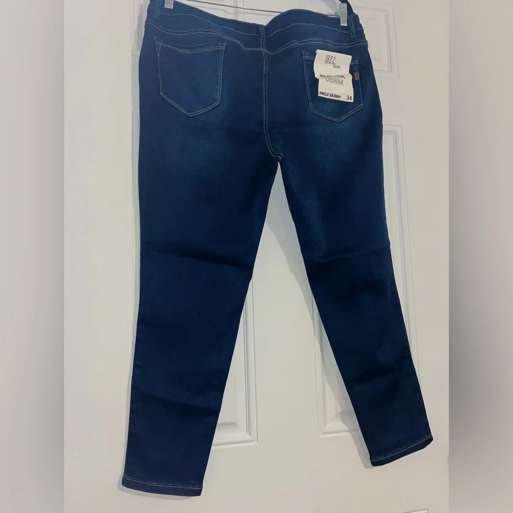 1822 BUTTER DENIM extra soft jeans (size 34) - Picture 4 of 7